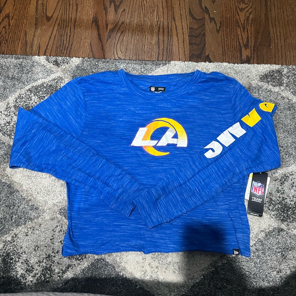 NWT New Era NFL Women's Los Angeles Rams Blue Long Sleeve Crop Shirt M